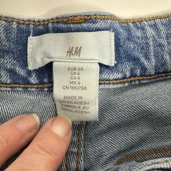 H&M Light Wash Denim Jeans - Size US 6 / EUR 38 - Classic Style - Picture 5 of 7